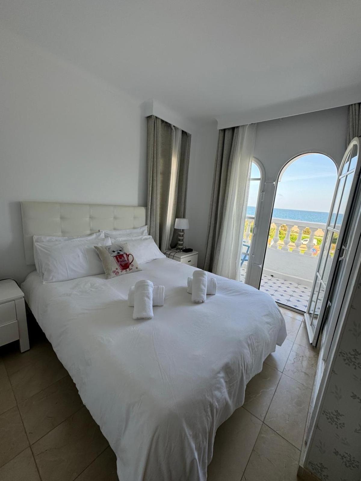 Aldea Beach, Manilva Castillo de Sabinillas 外观 照片