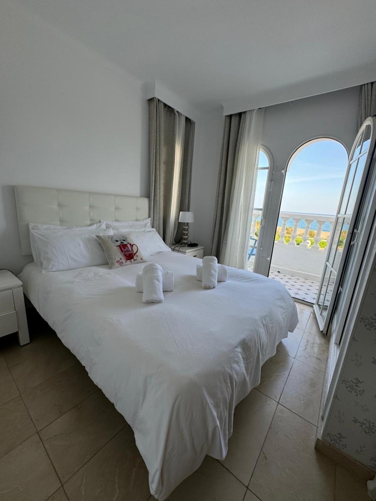 Aldea Beach, Manilva Castillo de Sabinillas 外观 照片